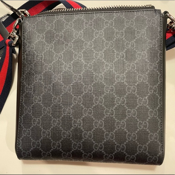 Black Gucci Bag - Picture 2 of 4
